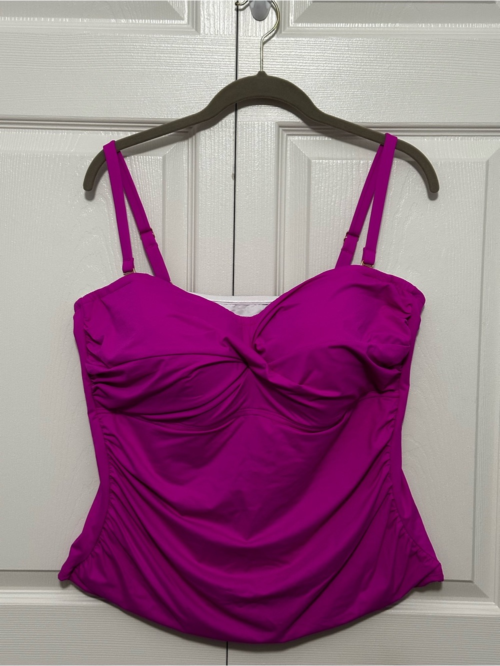 La Blanca Island Goddess Twist Front Bandeau Tankini Top Orchid Pink Size 18W EU